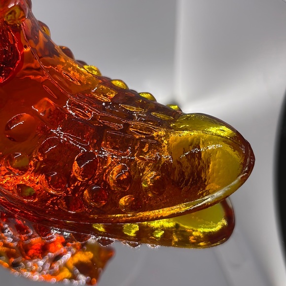 Fenton Amberina hobnail cats head slipper. Glows under UV … - Picture 10 of 14